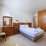 Hotel Mammis 3*