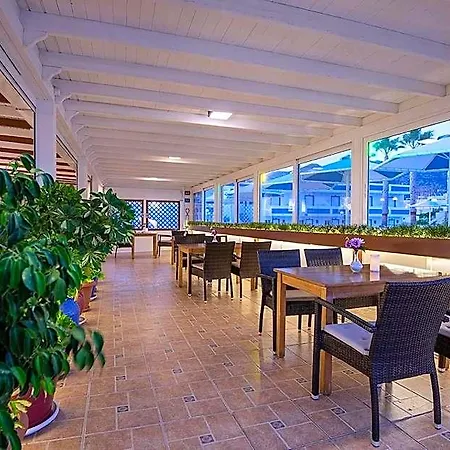 Mammis Hotel