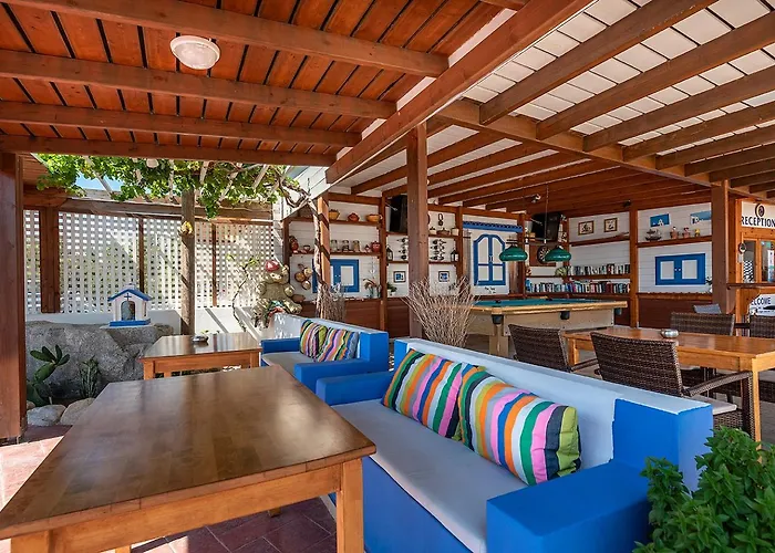 Ξενοδοχείο Mammis 3*