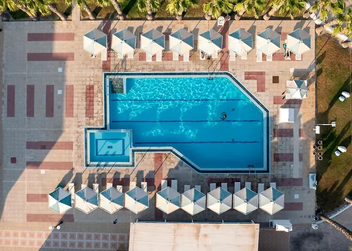 Mammis Hotel 3*